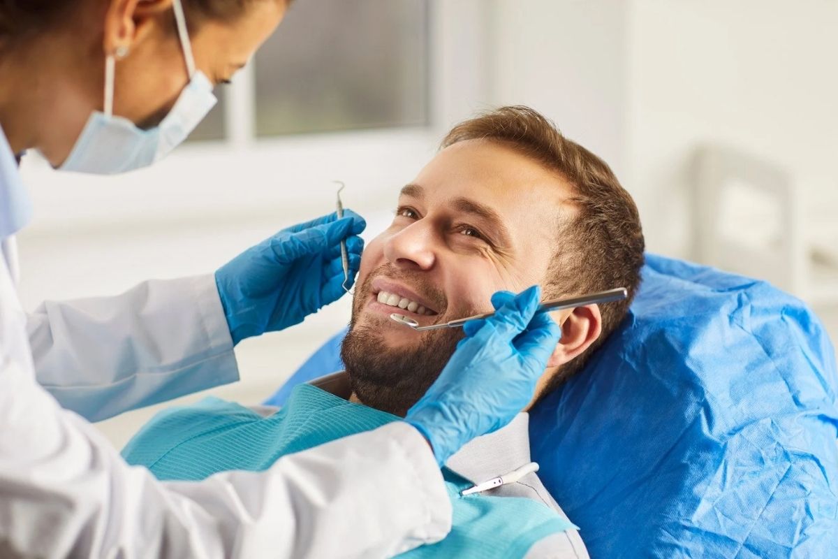 Why Eye Tests Are Free but Dental Care Is Costly in the UK